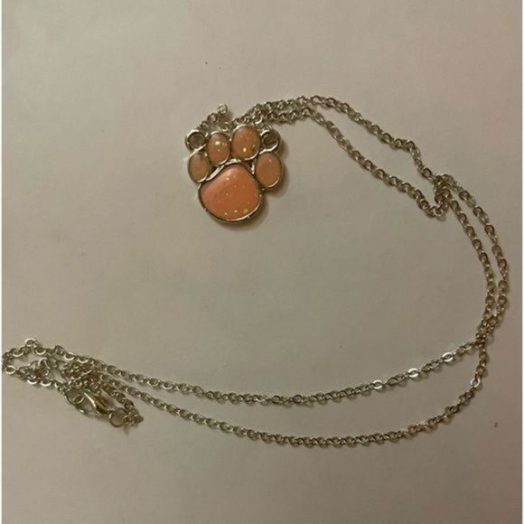 PINK OPAL ON SILVER PAW NECKLACE - Picture 5 of 7